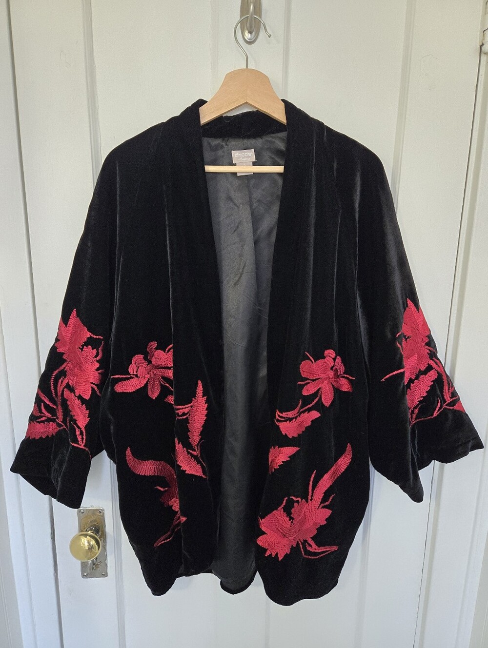 Chico's Womens Black Velvet Embroidered Kimono Size XL Smoking Jacket Whimsigoth
